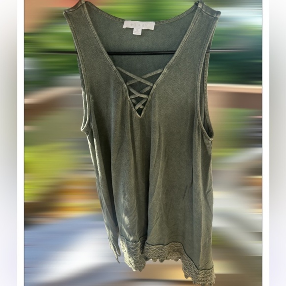 Anthropologie Eri + Ali Army Olive Green sharkbite embroidered Tank Oversized